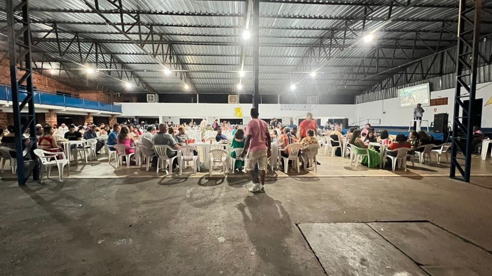 AVCC arrecada mais de R$ 90 mil em leilão de gado e jantar e agradece a todos os colaboradores