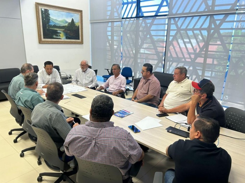 Parceria da Prefeitura de Anaurilândia com a iniciativa privada tem gerado centenas de empregos no município